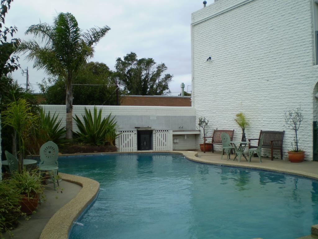 Banjo Paterson Motor Inn Lakes Entrance Esterno foto