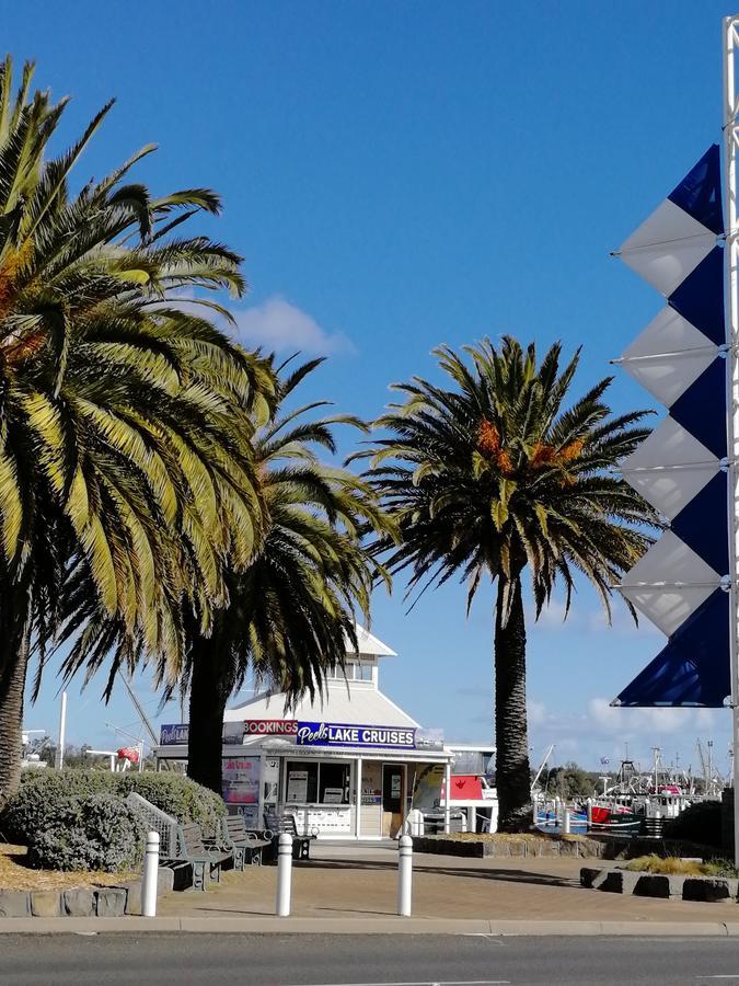 Banjo Paterson Motor Inn Lakes Entrance Esterno foto